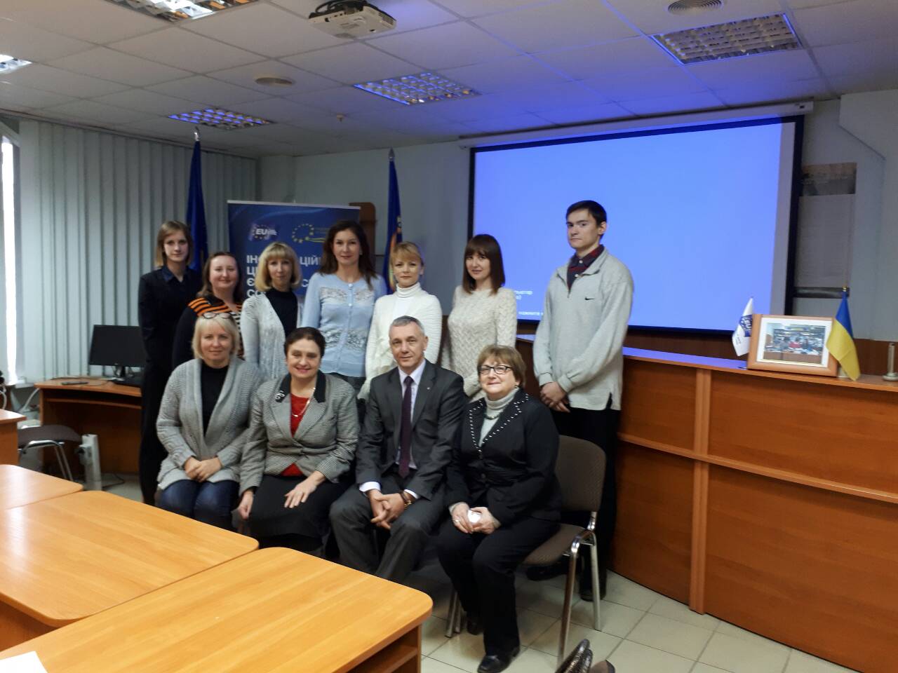 Screenshot_2021-09-02 Сумська обласна державна адміністрація - СУМЩИНА ТРИМАЄ КУРС НА РОЗВИТОК ТРАНСКОРДОННОГО ТА МІЖРЕГІОН[...