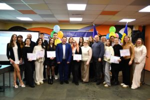 Вітаємо магістрів з отриманням дипломів!